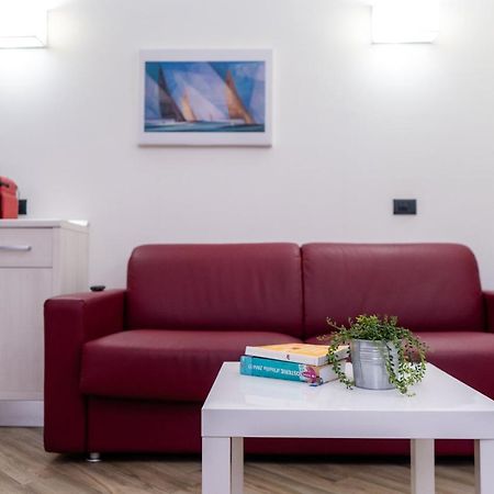 Astra Roma Apartments エクステリア 写真